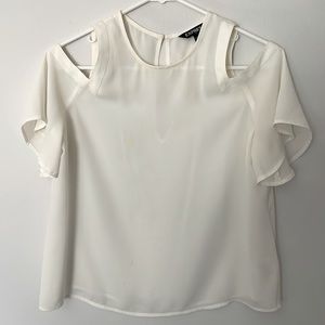 Open Shoulder off-white Top